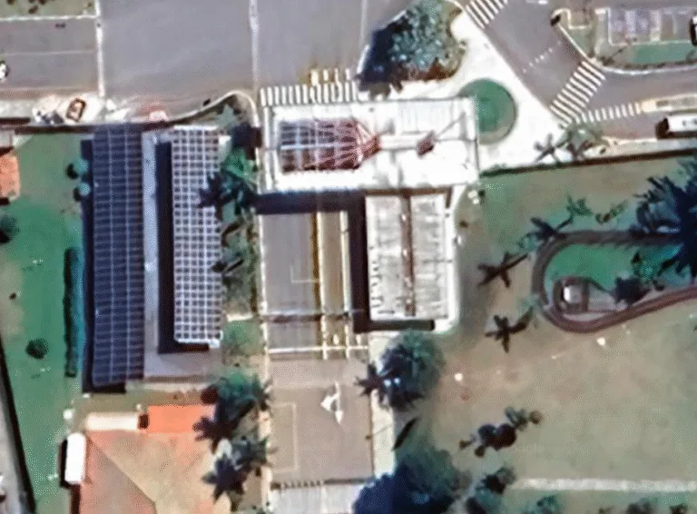 painéis solares em empresa
